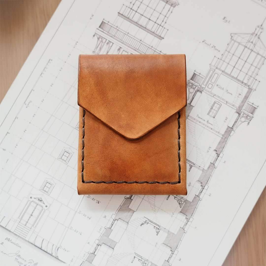 Oldis Three: International Minimalist Vertical Wallet – Oldis Road