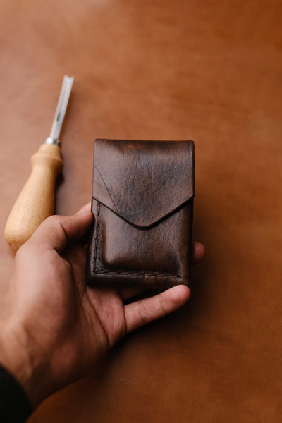 Oldis One: Minimalist Leather Wallet – JJ Leathersmith